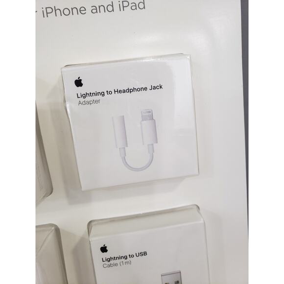 NEW Apple Accessory Bundle 4-pack Item #1304792 lightening connector usb power - Picture 5 of 6